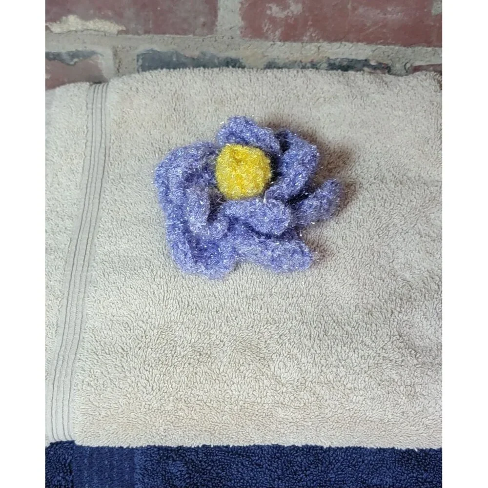 Lavender and yellow flower scrubby